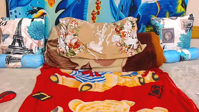 Snapshot of ChocolateClit chatting on November 3, 8:43 pm ChocolateClit online show from November 3, 8:43 pm