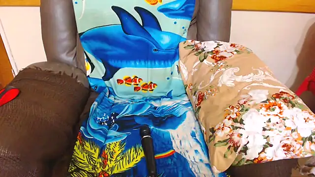 Snapshot of ChocolateClit chatting on November 28, 3:14 pm ChocolateClit online show from November 28, 3:14 pm