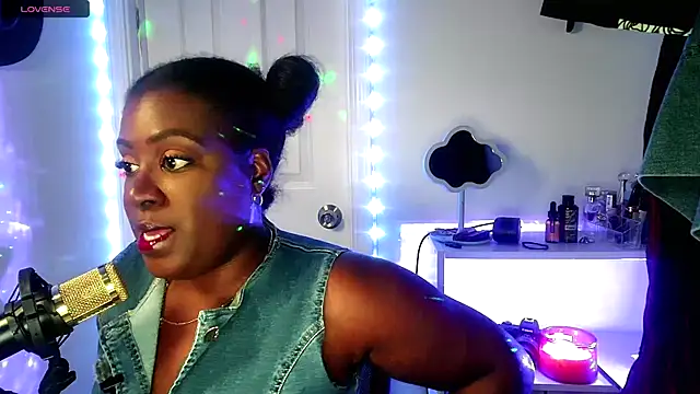 lovelyenigma365 online show from January 15, 5:12 am