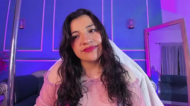 TaraTaylorr online show from September 20, 2:45 am