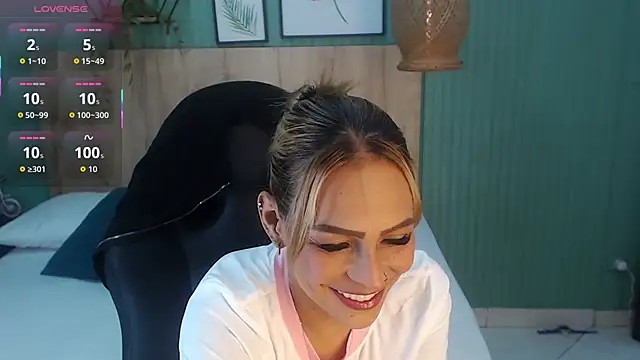 yessila parker online show from September 11, 1:39 am