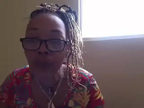 Ladyzee25 online show from July 28, 6:20 pm