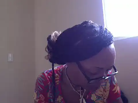 Ladyzee25 online show from July 28, 7:39 pm