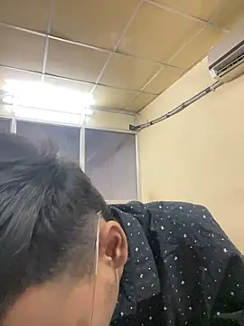 Snapshot of hypersexdriveboi chatting on March 12, 6:51 am hypersexdriveboi online show from March 12, 6:51 am