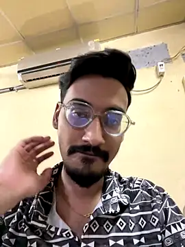 Snapshot of hypersexdriveboi chatting on September 10, 8:03 am hypersexdriveboi online show from September 10, 8:03 am