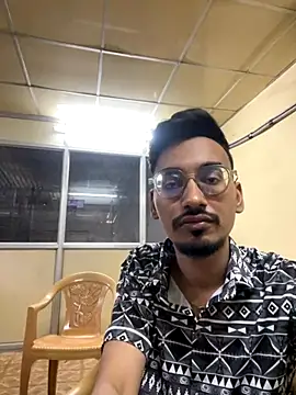 Snapshot of hypersexdriveboi chatting on December 1, 7:35 am hypersexdriveboi online show from December 1, 7:35 am