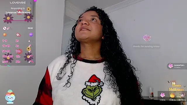 Snapshot of victtoria_cane63 chatting on October 21, 10:32 pm victtoria cane63 online show from October 21, 10:32 pm