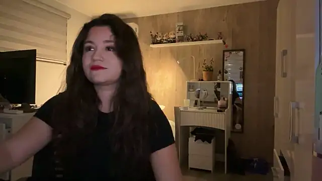 Piolapk online show from March 31, 1:40 am