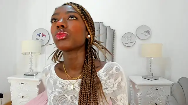 SamantaMarquez online show from October 2, 8:05 pm