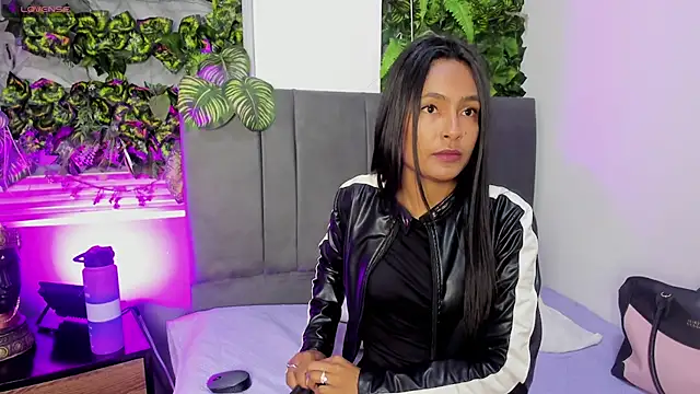 Snapshot of Fernanda_liie_ chatting on October 28, 12:30 pm Fernanda liie online show from October 28, 12:30 pm