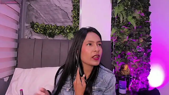 Snapshot of Fernanda_liie_ chatting on November 14, 12:48 pm Fernanda liie online show from November 14, 12:48 pm