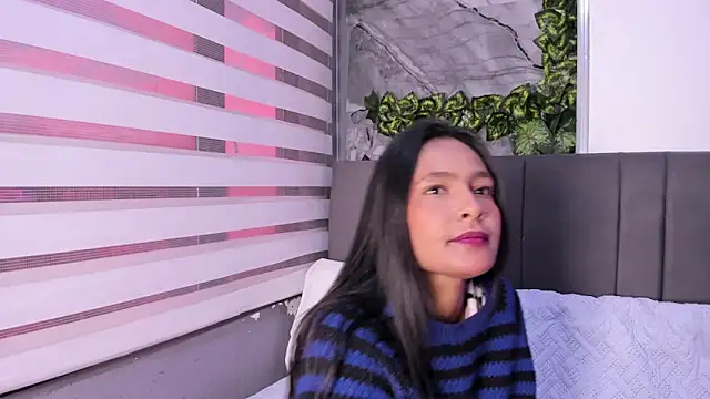 Snapshot of Fernanda_liie_ chatting on November 25, 12:16 pm Fernanda liie online show from November 25, 12:16 pm