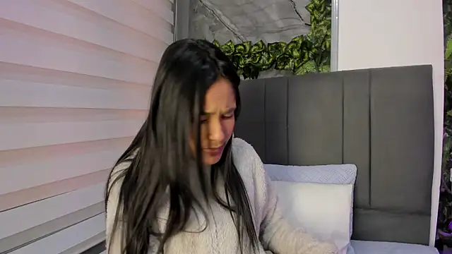 Snapshot of Fernanda_liie_ chatting on December 16, 12:32 pm Fernanda liie online show from December 16, 12:32 pm