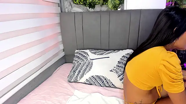 Snapshot of Fernanda_liie_ chatting on December 21, 1:07 pm Fernanda liie online show from December 21, 1:07 pm