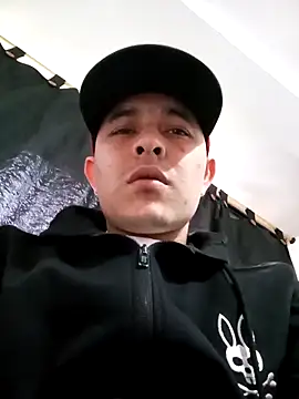 Snapshot of Charlotteet_Paul chatting on March 2, 10:48 pm Charlotteet Paul online show from March 2, 10:48 pm