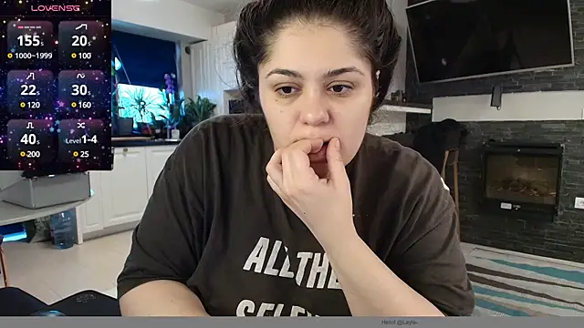 Layla- online show from January 10, 11:54 am