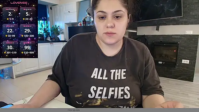 Layla- online show from January 29, 9:23 am