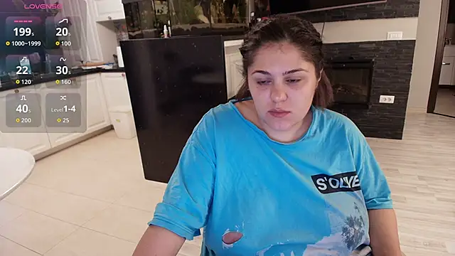 Layla- online show from September 12, 8:47 am