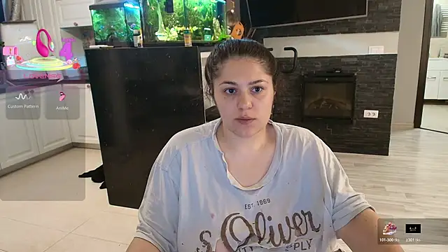 Layla- online show from May 16, 12:37 pm