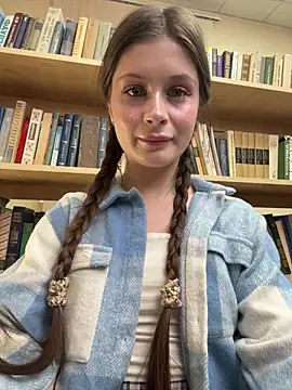 melicious  online show from January 8, 6:05 am