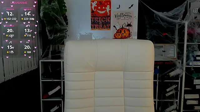 meow mellie online show from October 26, 1:33 am