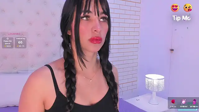 Emilly wilson  online show from September 9, 12:48 pm