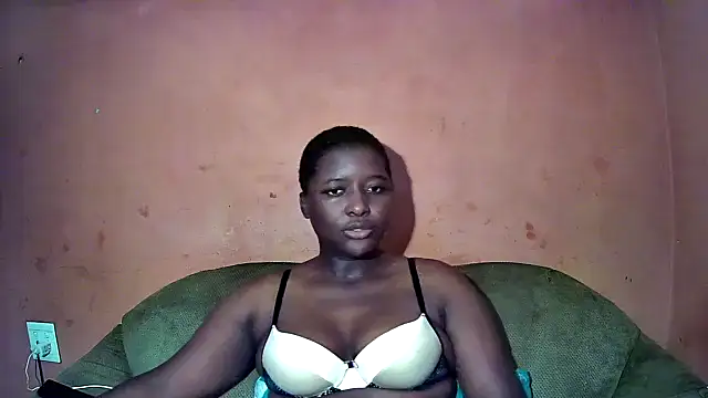 sexyhips2001 online show from March 7, 7:05 pm