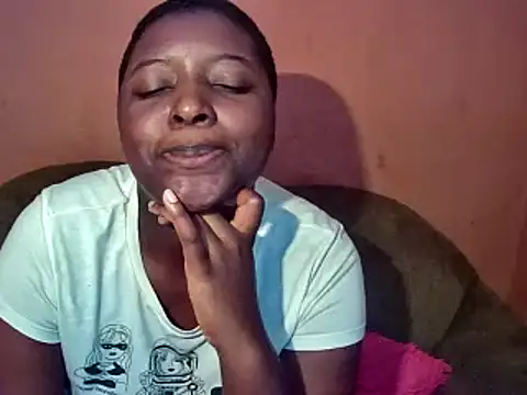 sexyhips2001 online show from March 8, 3:24 pm