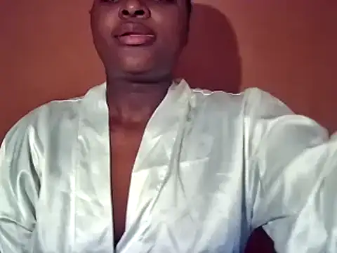 sexyhips2001 online show from September 14, 11:37 pm