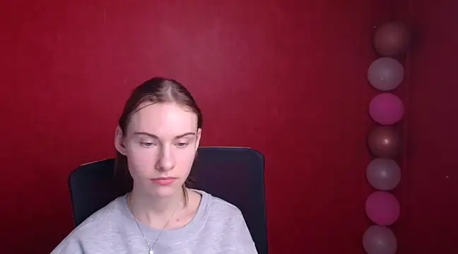 Snapshot of Fiona_Night chatting on March 6, 3:35 pm Fiona Night online show from March 6, 3:35 pm