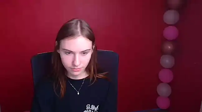 Snapshot of Fiona_Night chatting on March 7, 12:12 pm Fiona Night online show from March 7, 12:12 pm