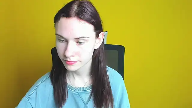 Snapshot of Fiona_Night chatting on March 15, 12:25 am Fiona Night online show from March 15, 12:25 am