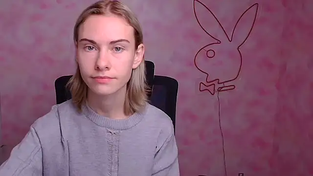 Snapshot of Fiona_Night chatting on October 25, 5:26 am Fiona Night online show from October 25, 5:26 am