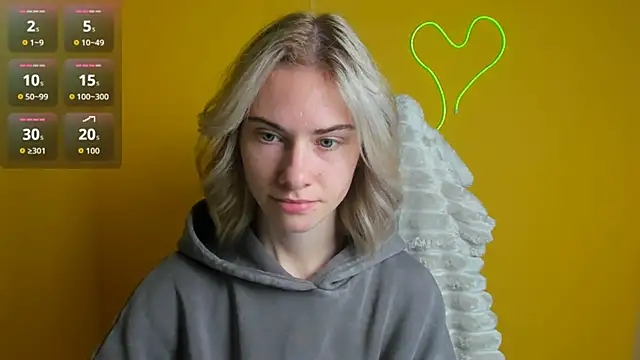 Snapshot of Fiona_Night chatting on October 27, 6:06 am Fiona Night online show from October 27, 6:06 am