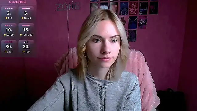 Snapshot of Fiona_Night chatting on November 20, 7:19 am Fiona Night online show from November 20, 7:19 am