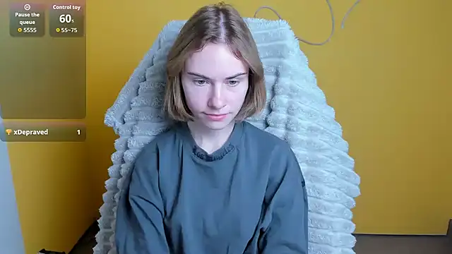 Snapshot of Fiona_Night chatting on December 2, 6:30 am Fiona Night online show from December 2, 6:30 am