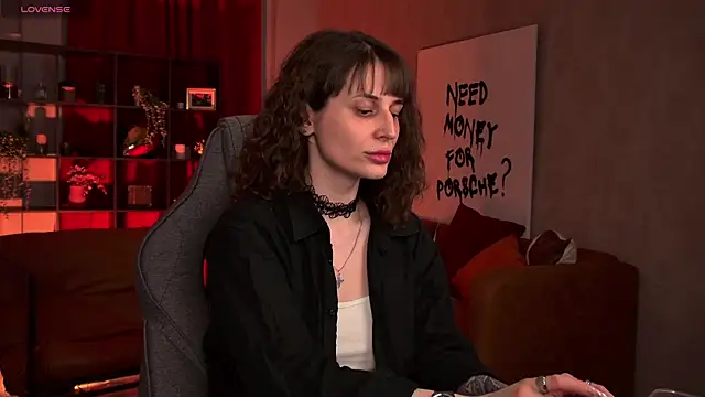 OliviaMcClean online show from April 24, 6:43 pm
