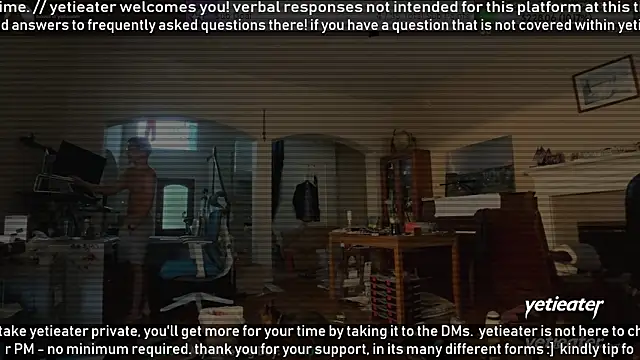 Snapshot of yetieater chatting on June 15, 3:47 pm yetieater online show from June 15, 3:47 pm
