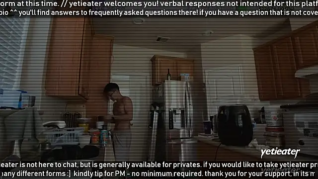 Snapshot of yetieater chatting on July 6, 3:58 pm yetieater online show from July 6, 3:58 pm