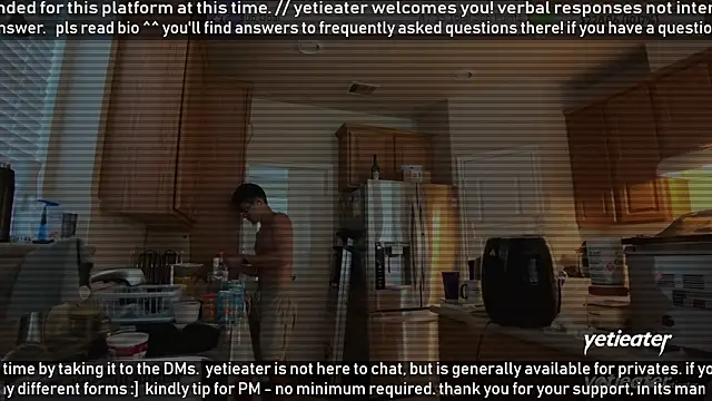 Snapshot of yetieater chatting on July 14, 6:02 pm yetieater online show from July 14, 6:02 pm