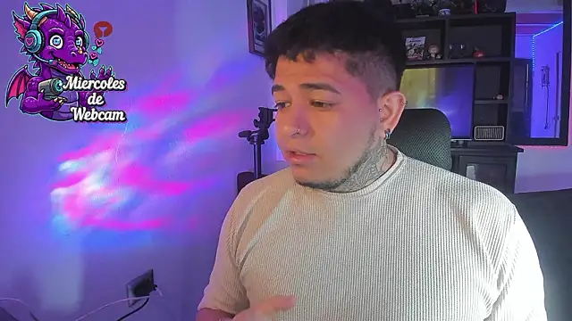 Snapshot of Strip_Classes_Col chatting on January 14, 3:06 pm Strip Classes Col online show from January 14, 3:06 pm