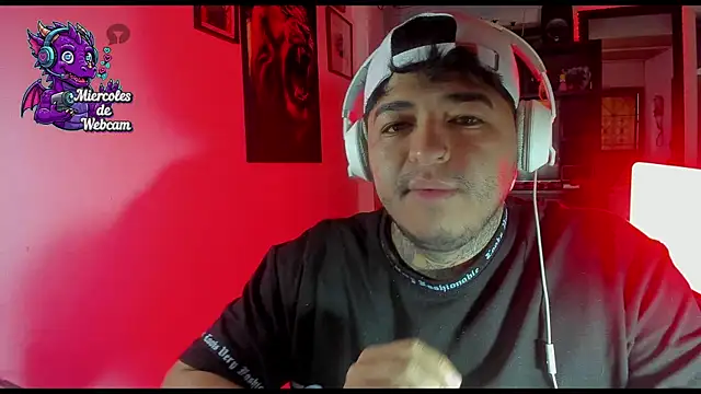 Snapshot of Strip_Classes_Col chatting on March 25, 3:07 pm Strip Classes Col online show from March 25, 3:07 pm