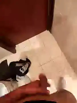 Snapshot of enoc369 chatting on March 20, 1:37 pm enoc369 online show from March 20, 1:37 pm