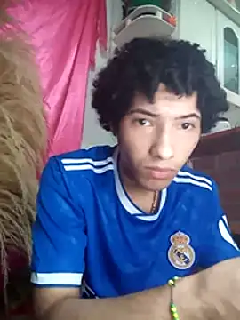 Snapshot of John_los666_hot chatting on May 5, 8:44 am John los666 hot online show from May 5, 8:44 am