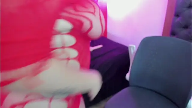 DANESKA HILLER online show from March 19, 10:31 pm