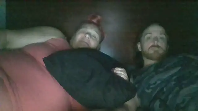 Snapshot of SpnzTnT chatting on September 22, 3:08 am SpnzTnT online show from September 22, 3:08 am