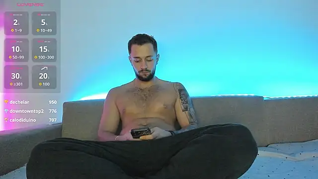 nicholasX1 online show from March 8, 2:04 am