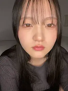 Snapshot of MinaKubo chatting on April 4, 1:41 pm MinaKubo online show from April 4, 1:41 pm