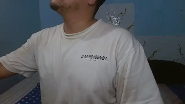 Snapshot of lunaxxx_69 chatting on March 13, 2:27 am lunaxxx 69 online show from March 13, 2:27 am