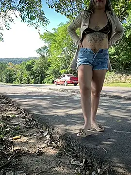 Snapshot of lunaxxx_69 chatting on September 13, 8:41 pm lunaxxx 69 online show from September 13, 8:41 pm